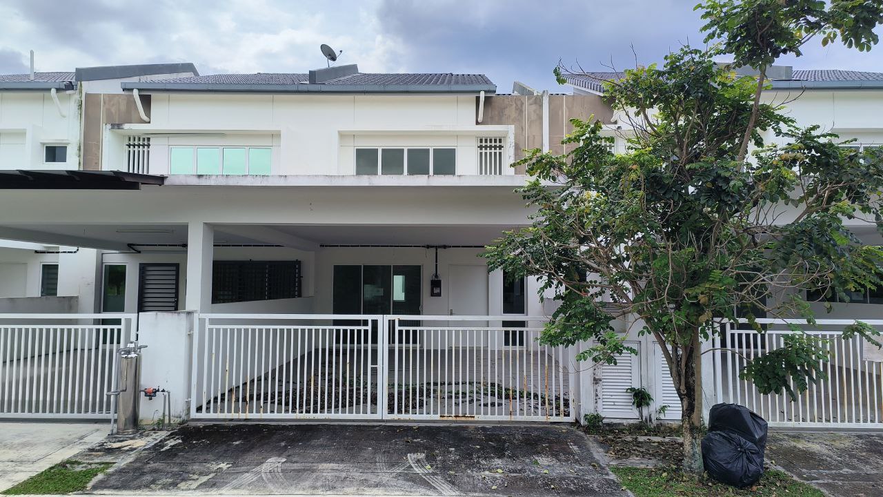 Double Storey Hijayu 3 for sale - photo 13