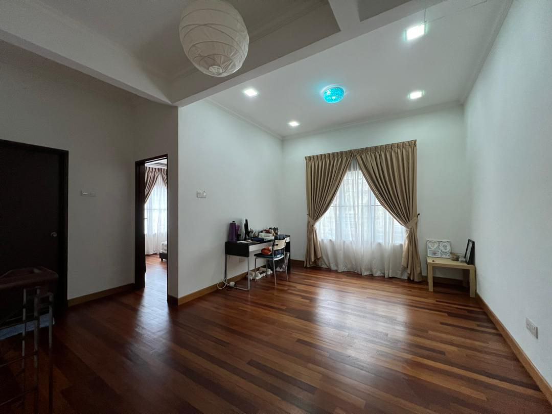 Semi-D Bandar Tasik Kesuma for Sale - photo 10