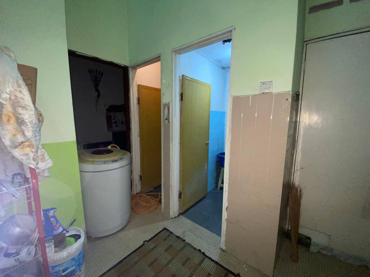 Single Storey Terrace, Taman Saga Ampang - photo 2