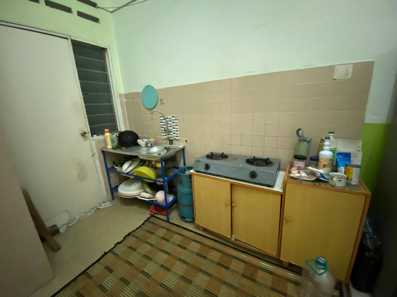 Single Storey Terrace, Taman Saga Ampang - photo 6
