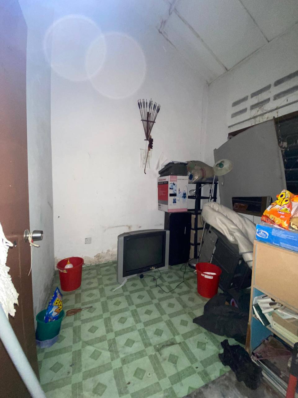 Single Storey Terrace, Taman Saga Ampang - photo 7