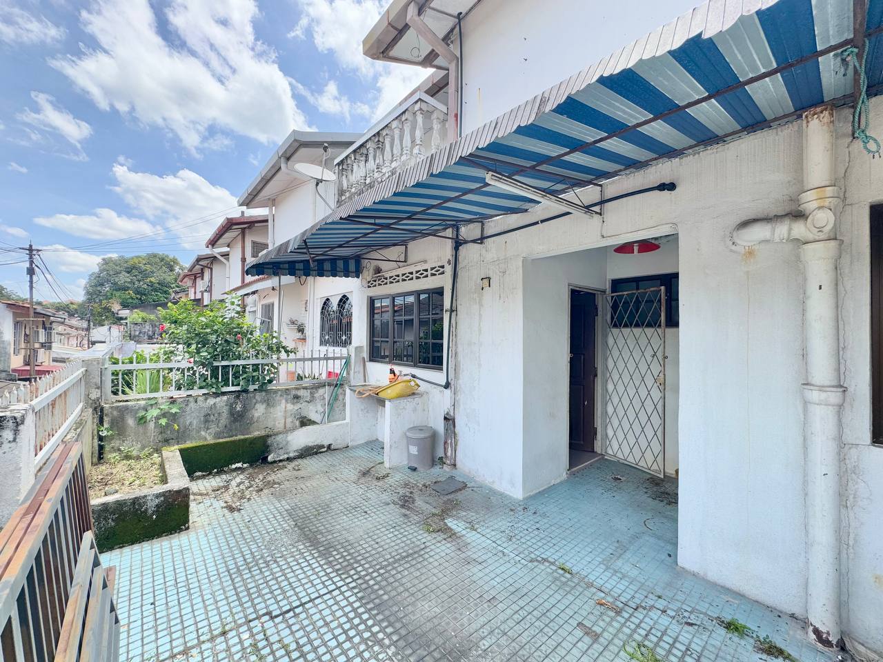 Double Storey Terrace Jalan Tepak Seksyen 11 - photo 10