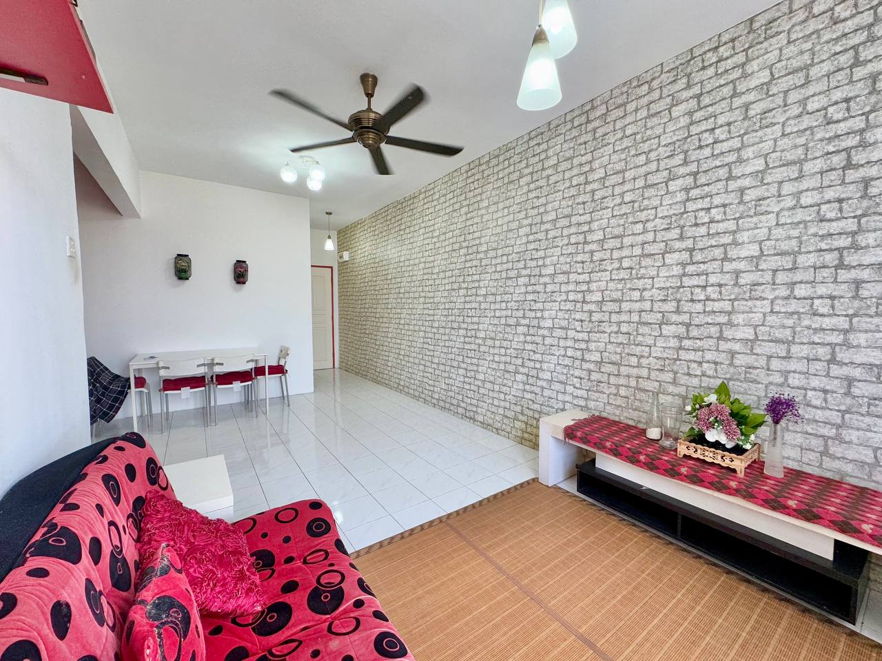 Vista Impiana Apartment, Taman Bukit Serdang - photo 3
