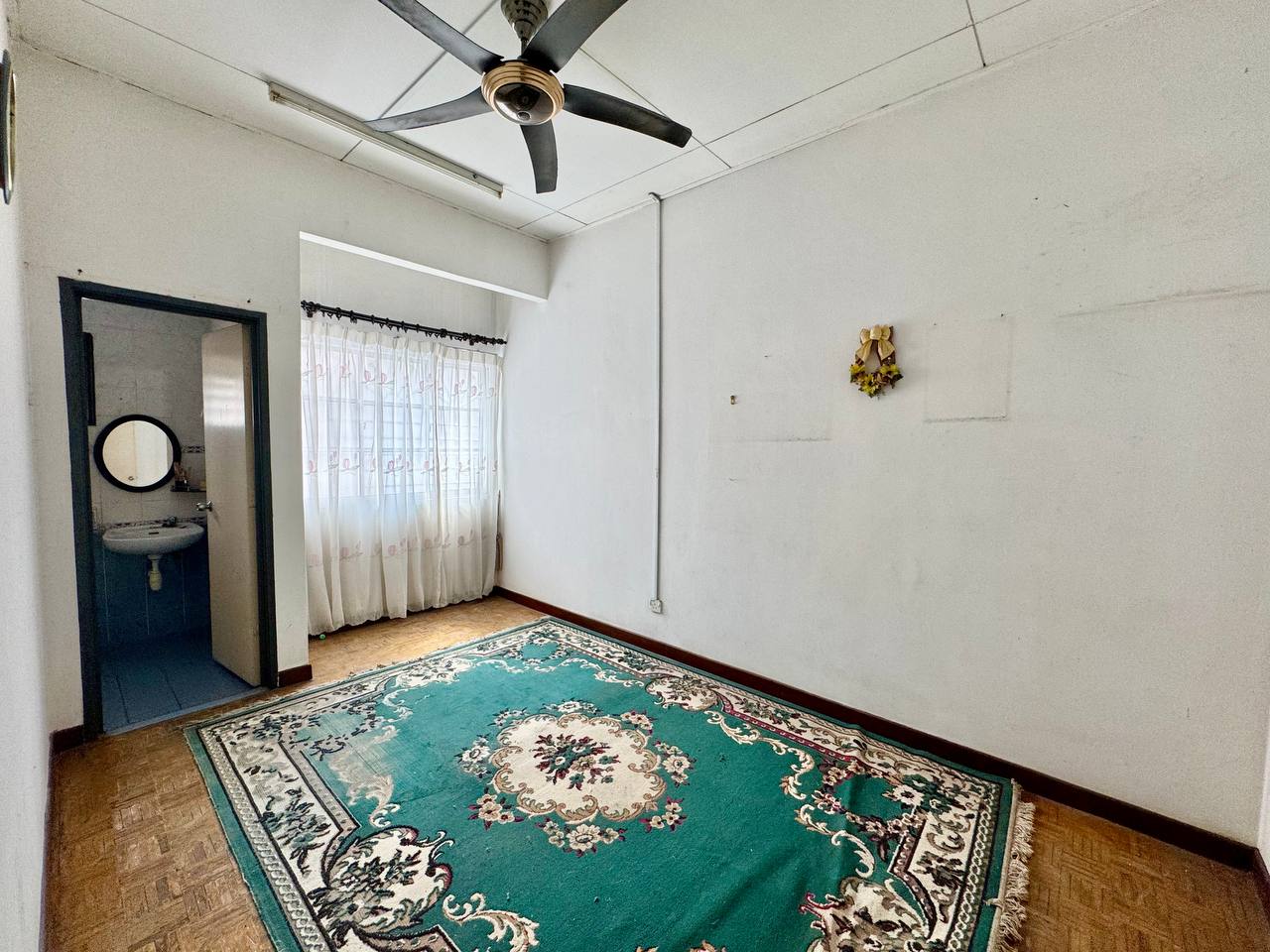 Double Storey Jln Anggerik Aranda - photo 2