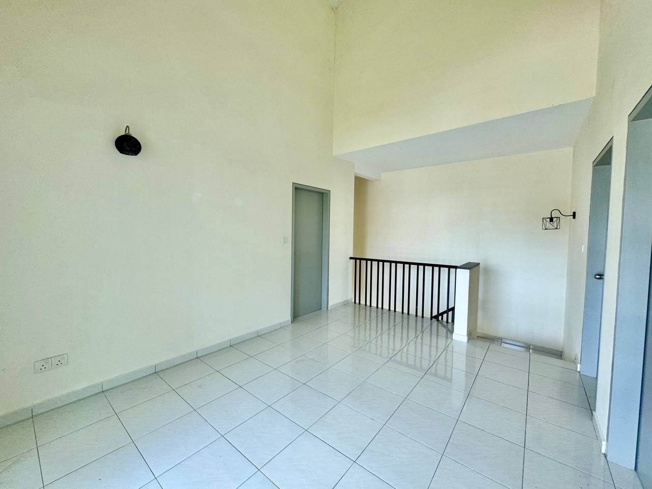 CORNER LOT Double Storey Laman Orkid Nilai Impian - photo 2