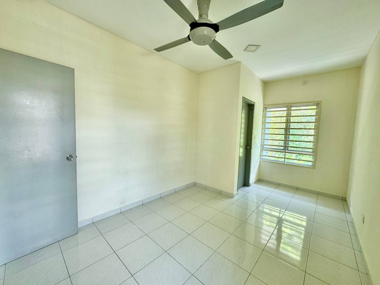 CORNER LOT Double Storey Laman Orkid Nilai Impian - photo 12