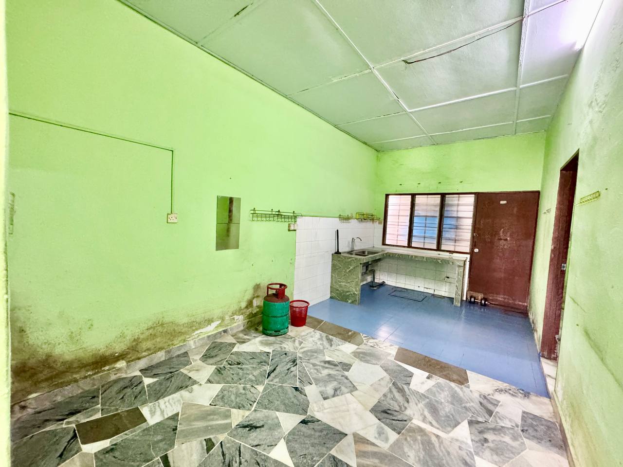 Single Storey Terrace Taman Seri Puteri 2, Meru - photo 2