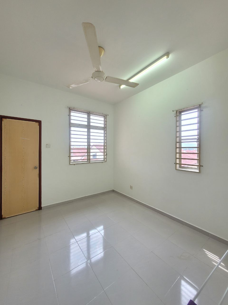2 Storey Terrace Taman Bukit Galena, Seremban - photo 5