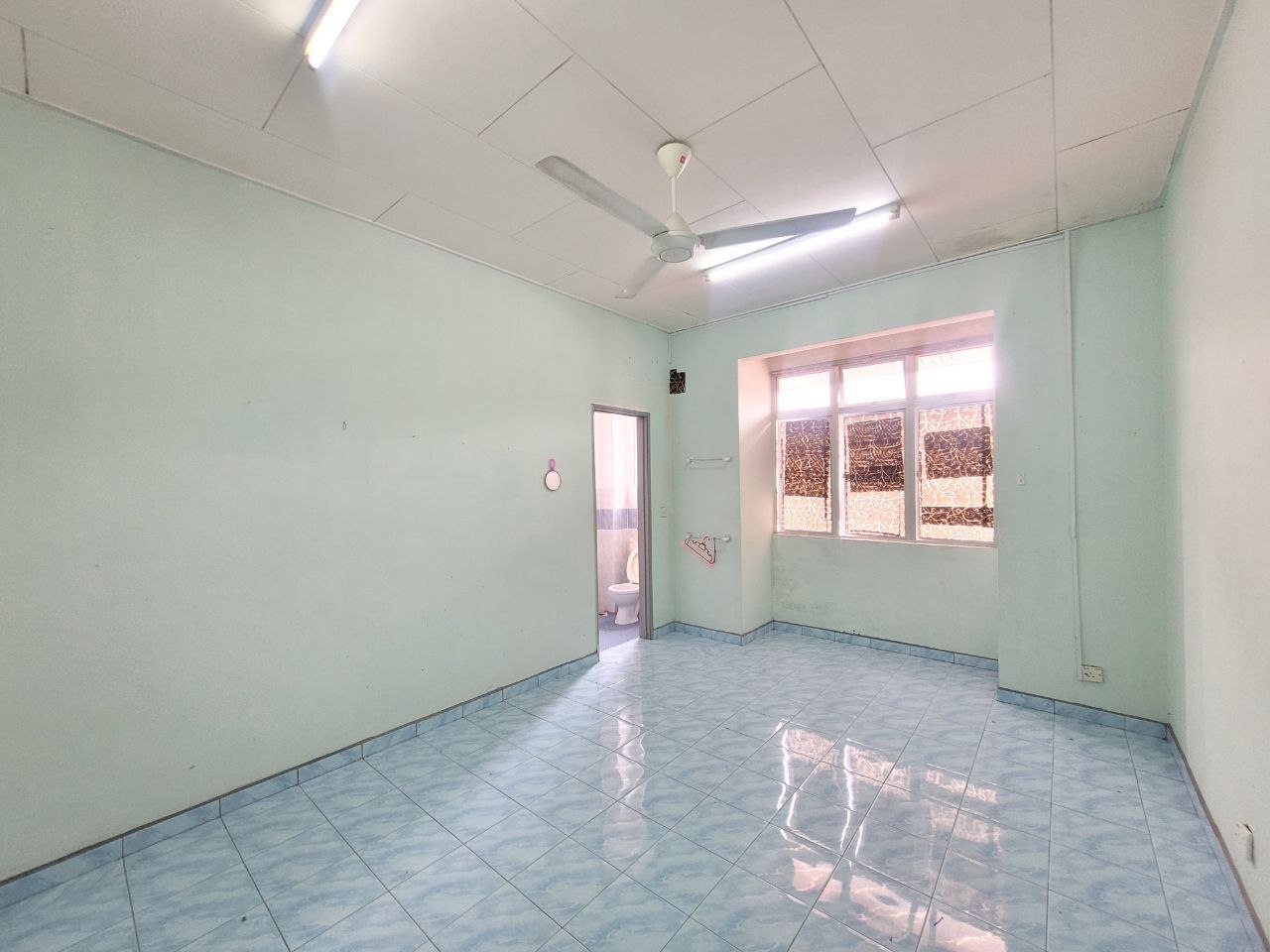 2 Storey Terrace Bandar Springhill, Port Dickson - photo 4