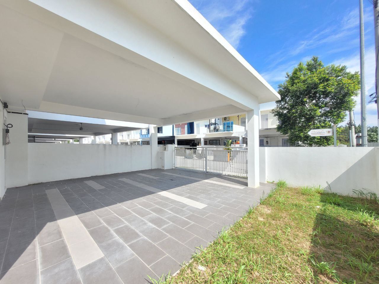 END LOT 2 Storey Terrace Suriaman 3 - photo 12