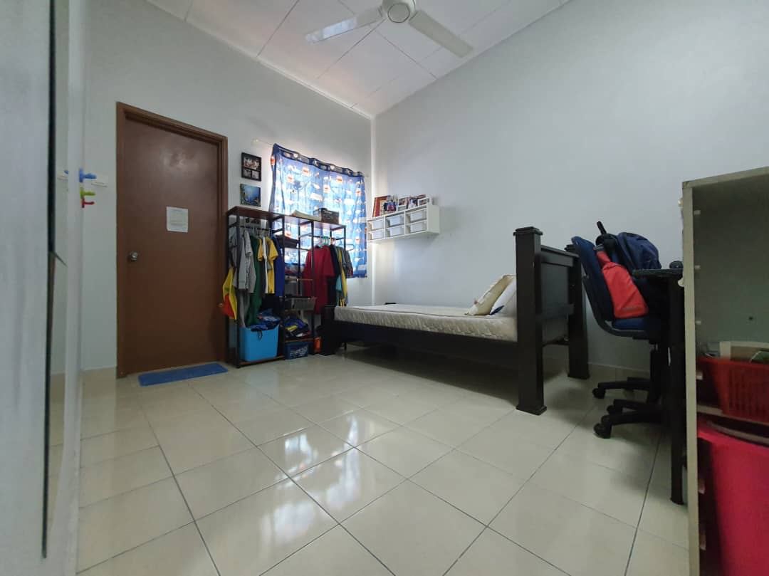 RENOVATED 2 Storey Terrace Taman Pelangi Semenyih - photo 6