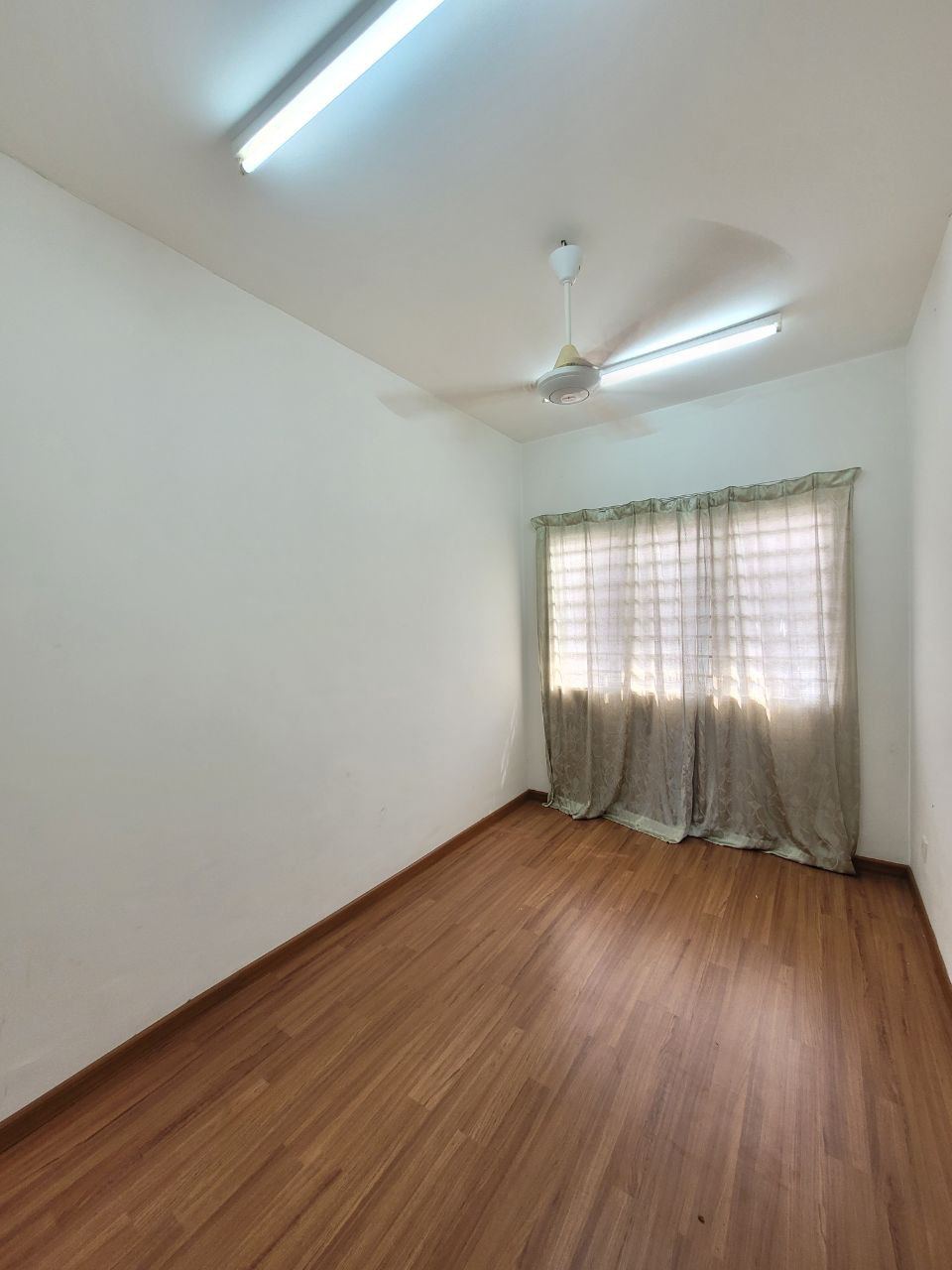 2 Storey Terrace Bandar Rinching Seksyen 6 - photo 4