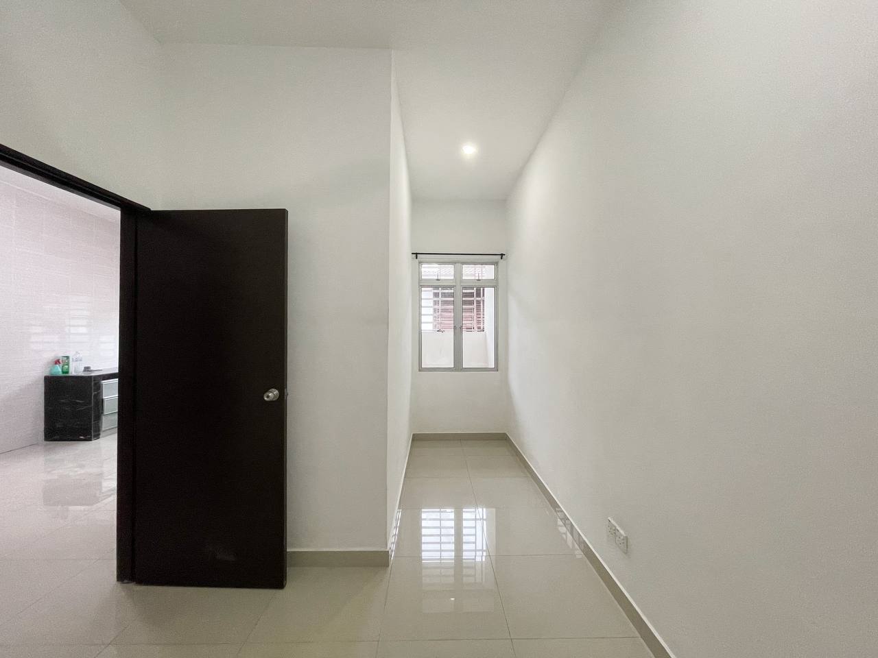 1 Storey Taman Lestari Mewah Dengkil Renovated - photo 11