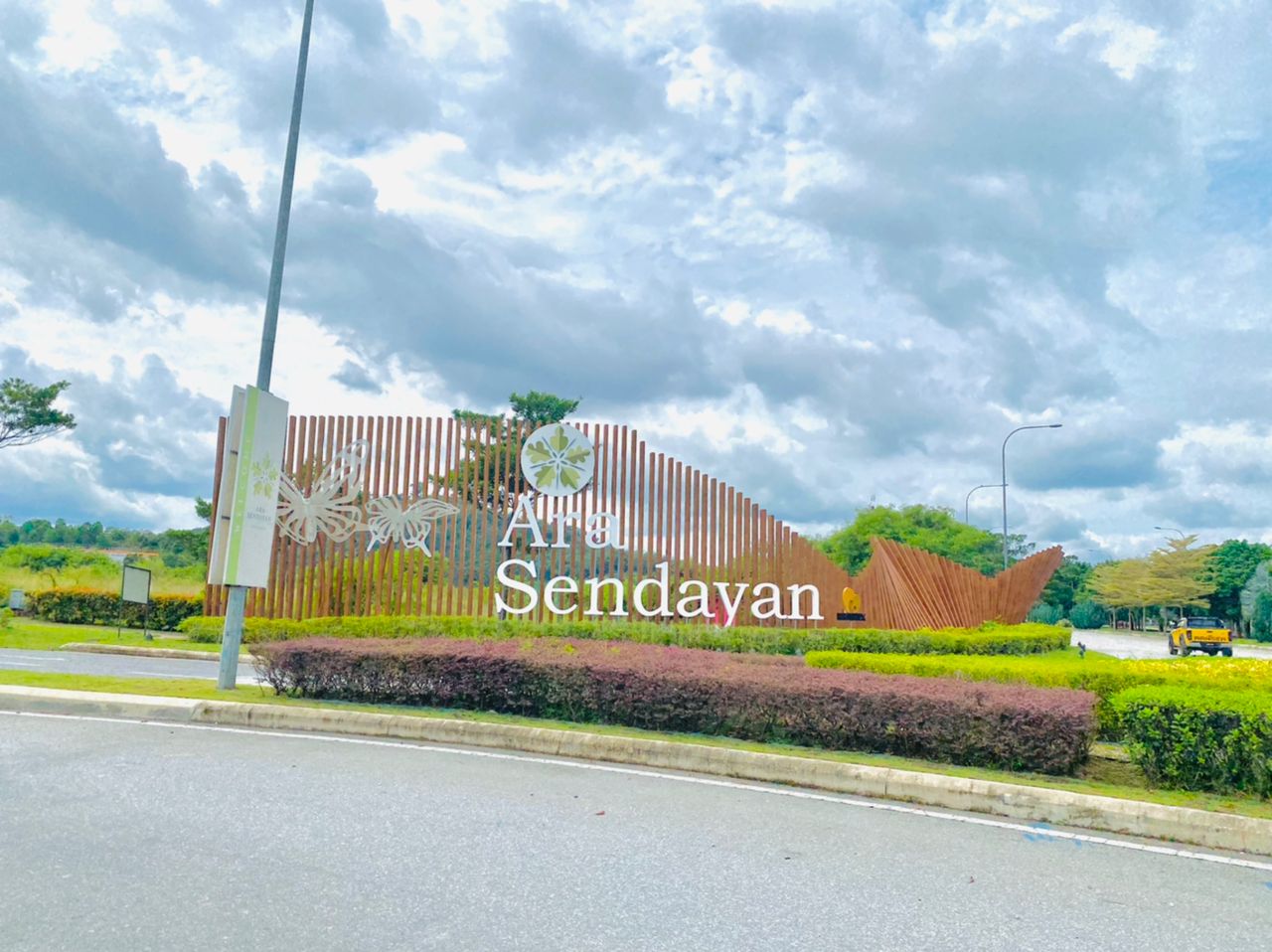 DOUBLE STOREY TERRACE HOUSE ARA SENDAYAN - photo 2