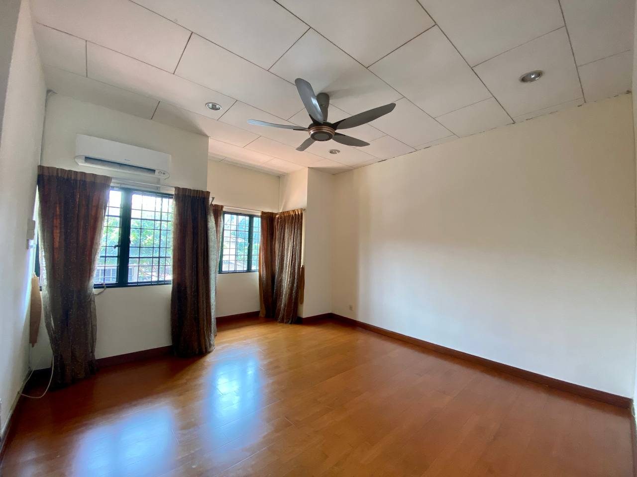 Double Storey Link Jalan Kubah Bukit Jelutong - photo 4