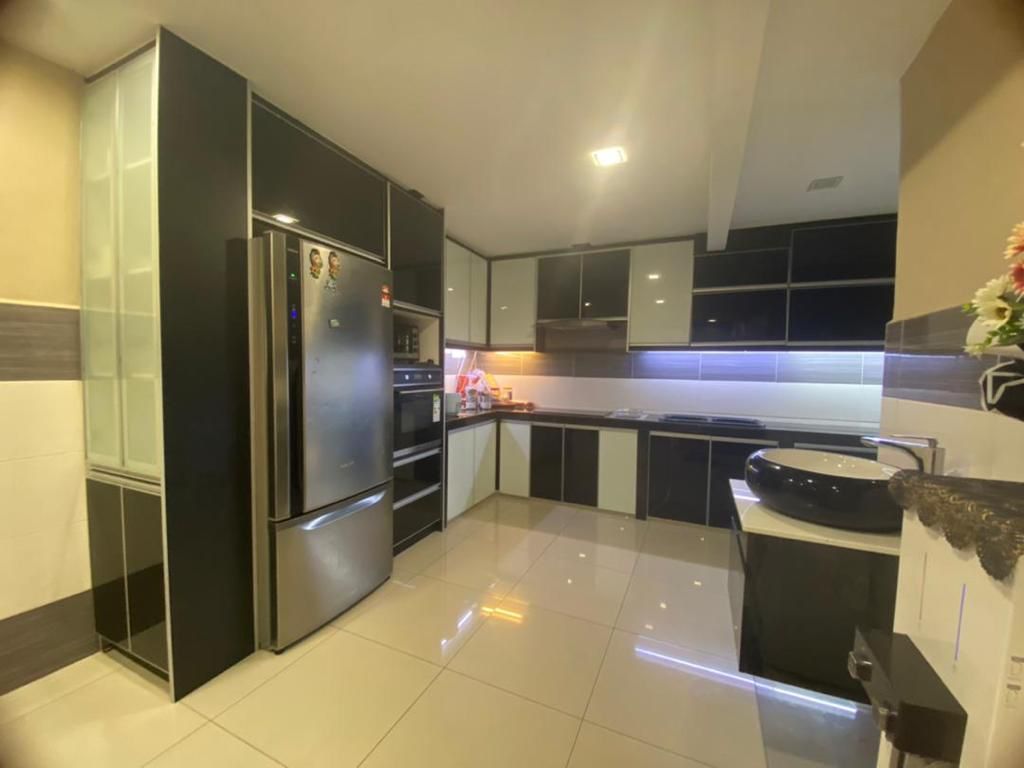 Double Storey Endlot Seksyen U2 Taman TTDI Jaya - photo 3