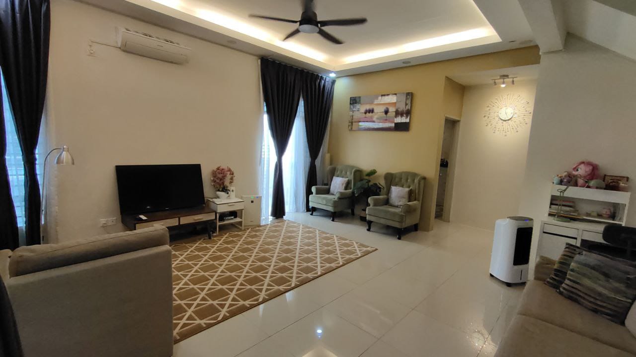 Double Storey Semi D Cluster Bandar Saujana Putra