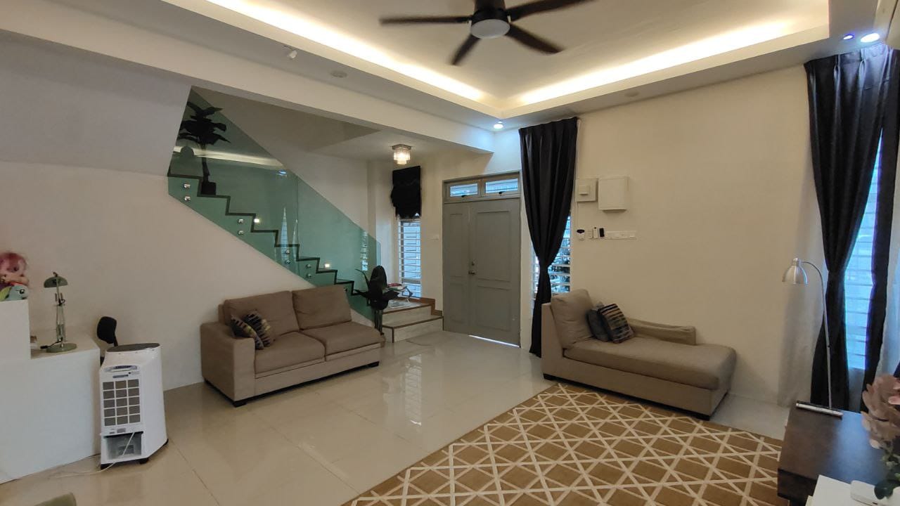 Double Storey Semi D Cluster Bandar Saujana Putra - photo 2