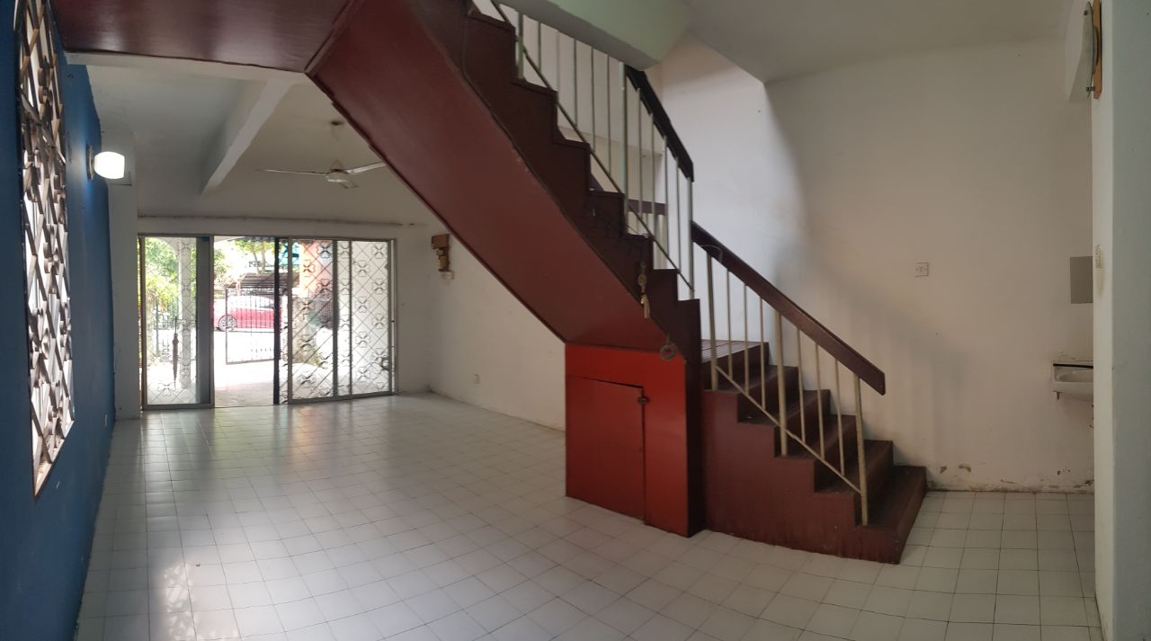 Double storey House Fasa 9, Sri Gombak