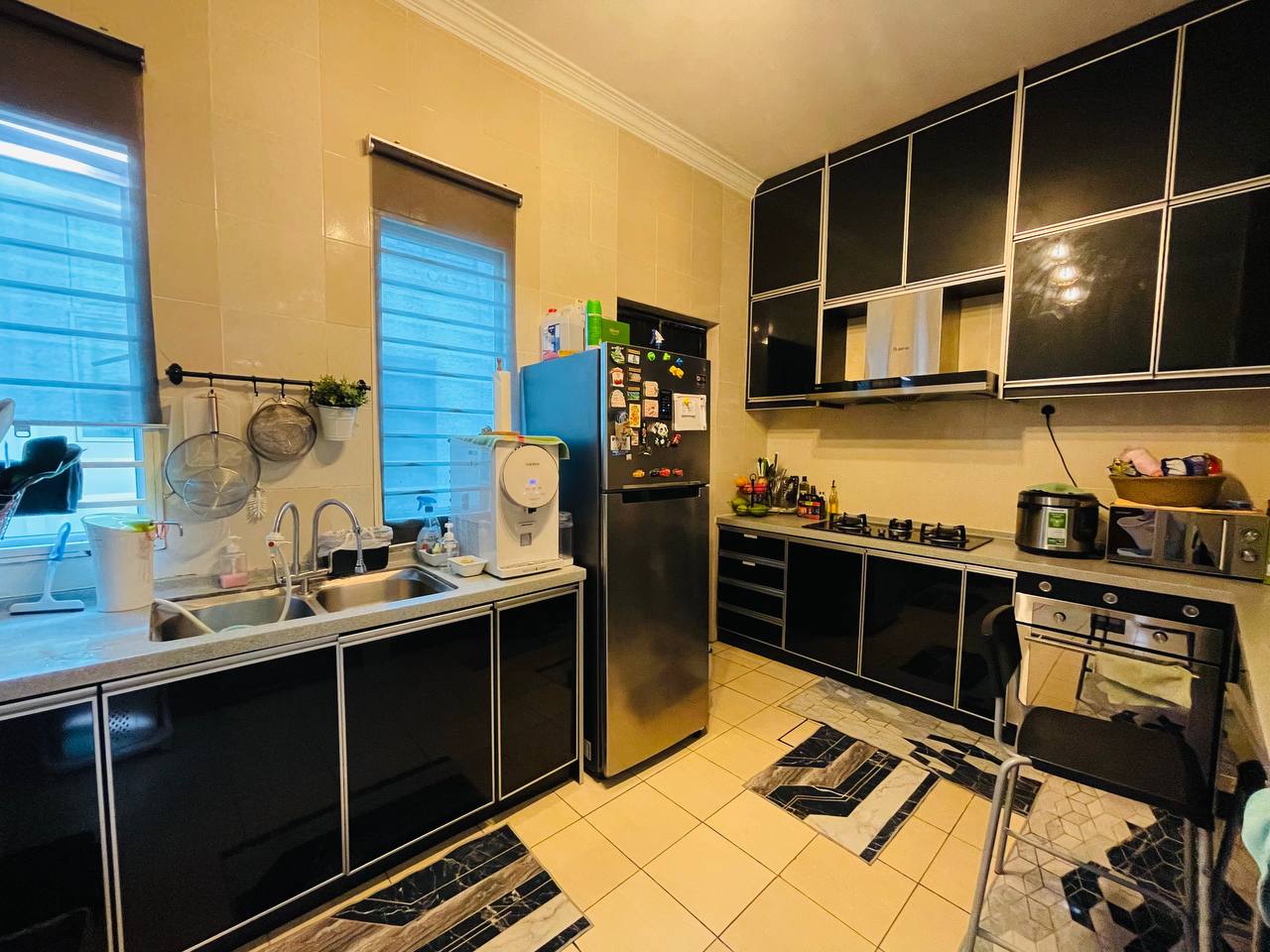 Double Storey House Bangi Avenue  Endlot - photo 9