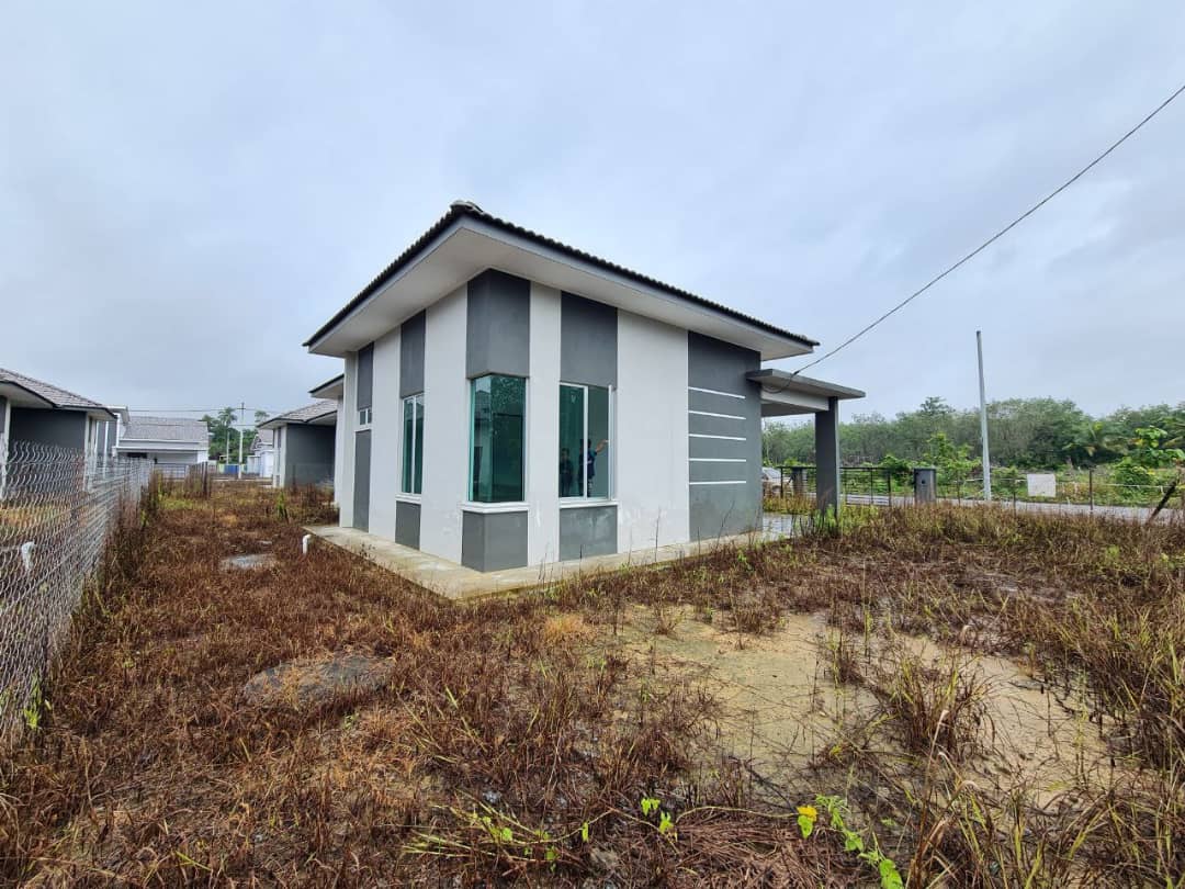 Brand New House Banglo 1 Tanah Merah Kelantan - photo 1