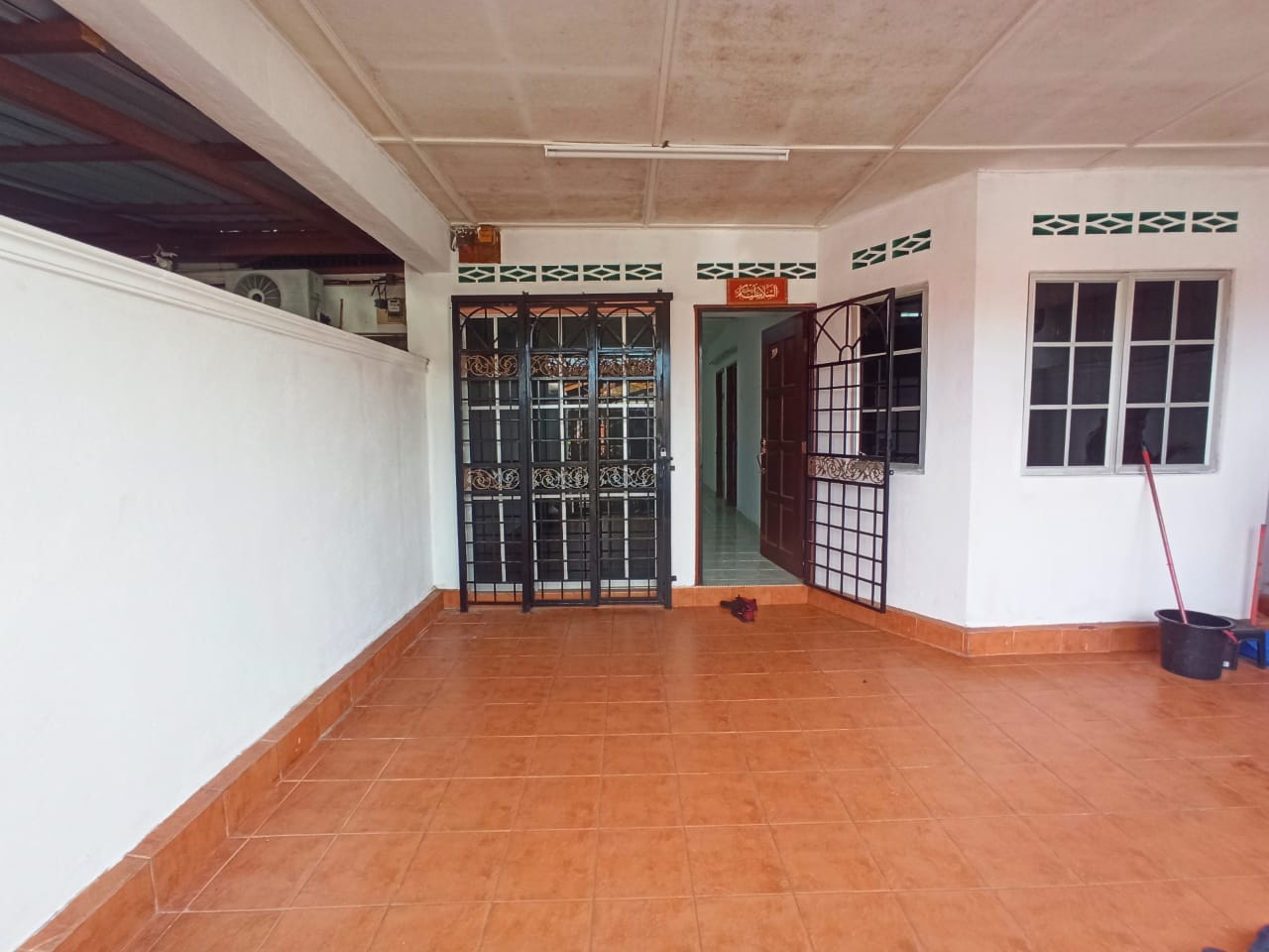 Teres 1 tingkat Bandar Kinrara 4 Puchong