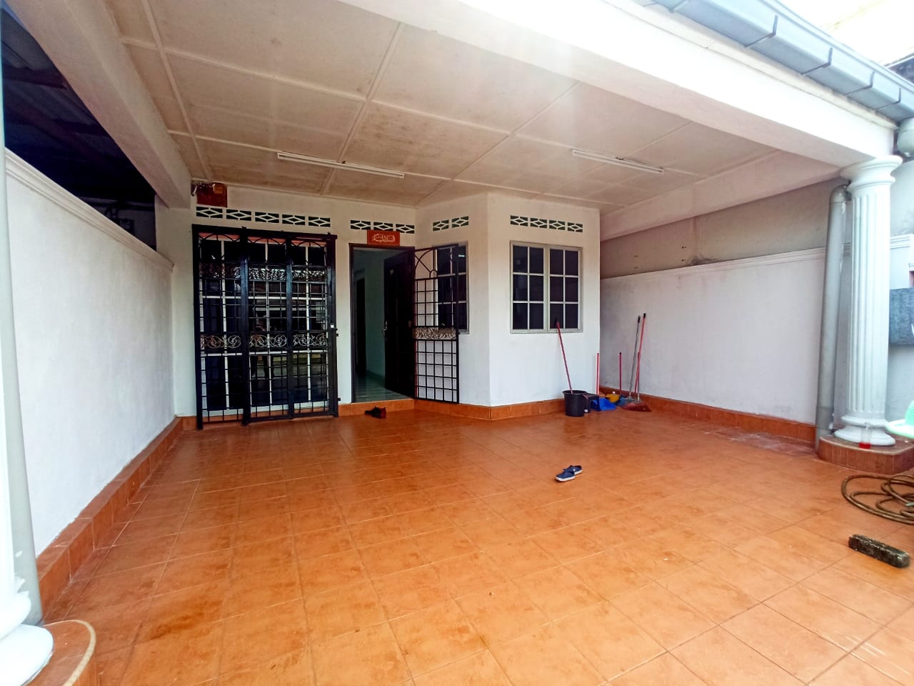 Teres 1 tingkat Bandar Kinrara 4 Puchong - photo 3
