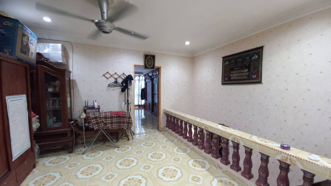 Storey House Tmn Telok, Teluk Panglima Garang - photo 5