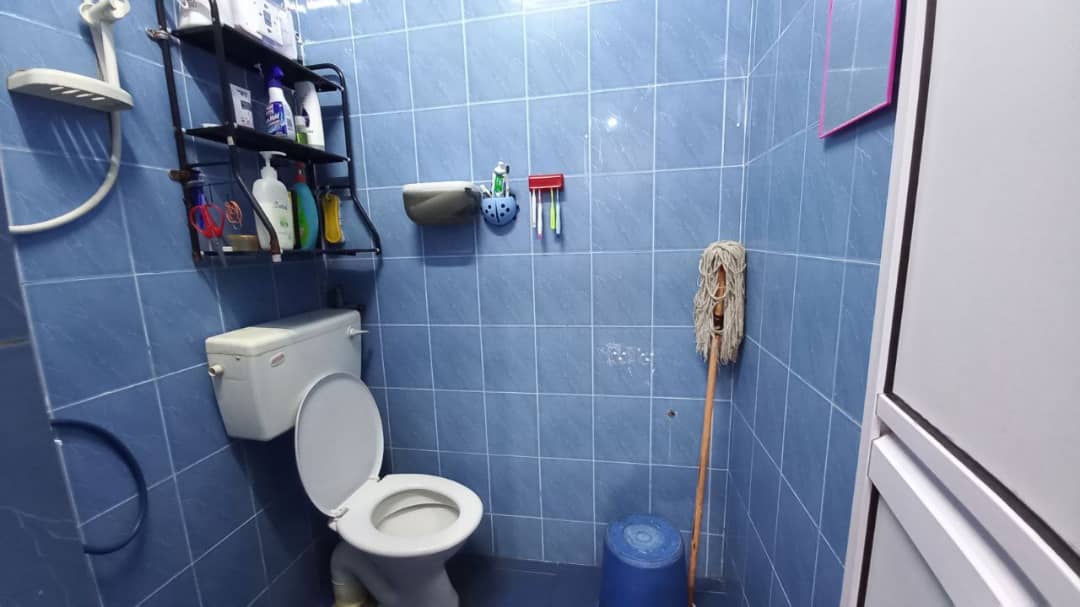 Storey House Tmn Telok, Teluk Panglima Garang - photo 7