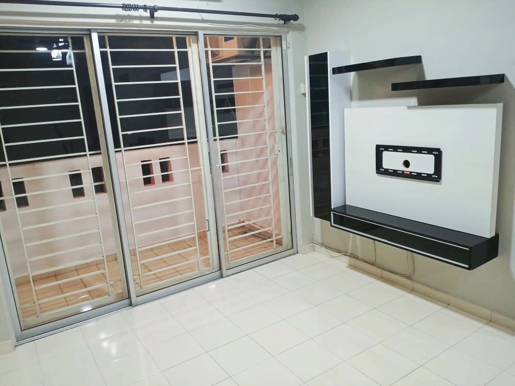 Pangsapuri Laguna Biru 1, Rawang Corner unit - photo 2