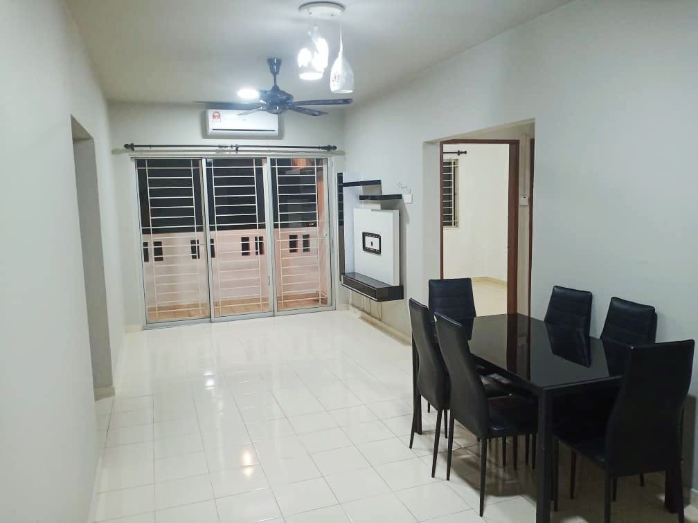 Pangsapuri Laguna Biru 1, Rawang Corner unit - photo 3