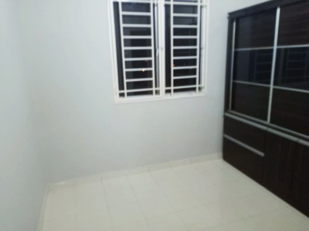 Pangsapuri Laguna Biru 1, Rawang Corner unit - photo 4