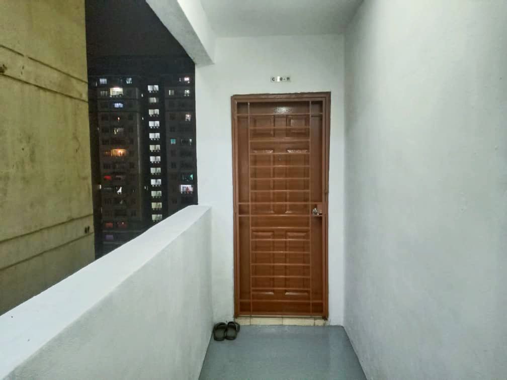 Pangsapuri Laguna Biru 1, Rawang Corner unit - photo 7