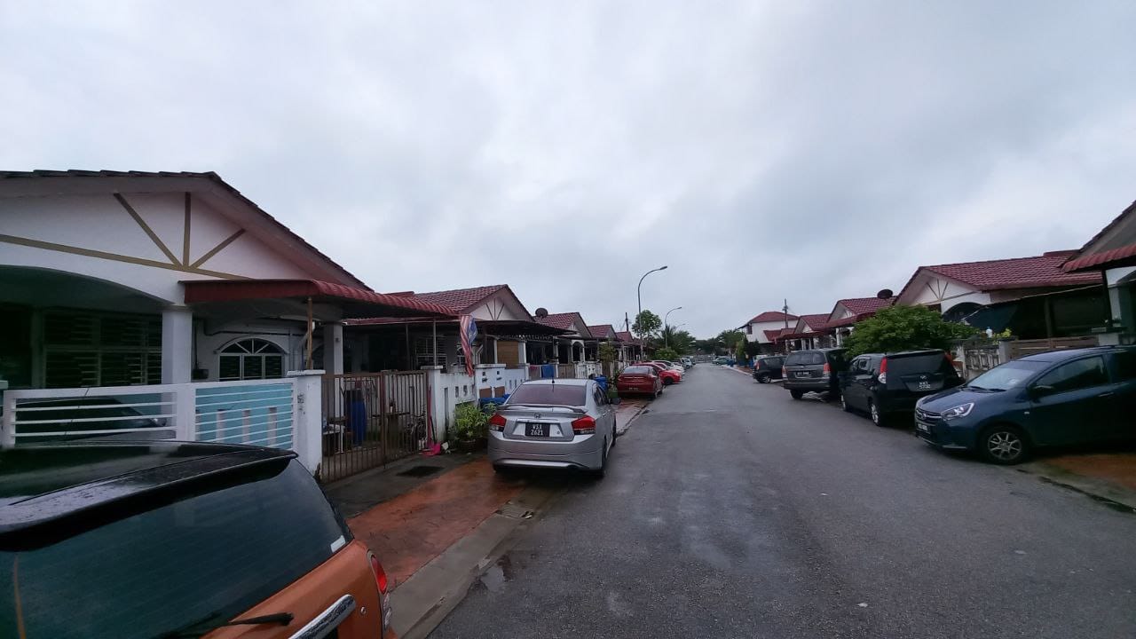 Single Storey House Kg Lombong Sek 29 Shah Alam - photo 9