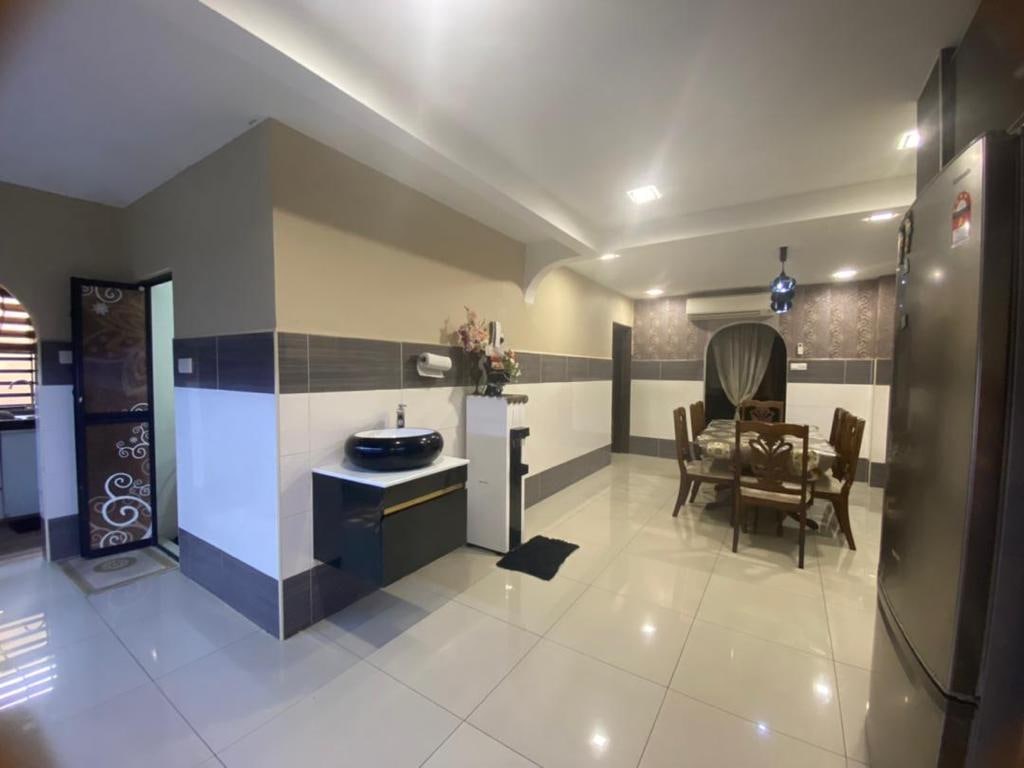 Double Storey House Seksyen U2 Tmn TTDI Jaya - photo 6