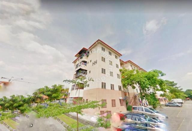 Apartment Puchong Utama Court 2 New Paint - photo 2