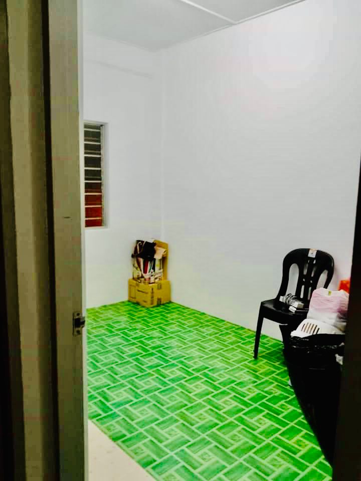 Apartment Puchong Utama Court 2 New Paint - photo 10