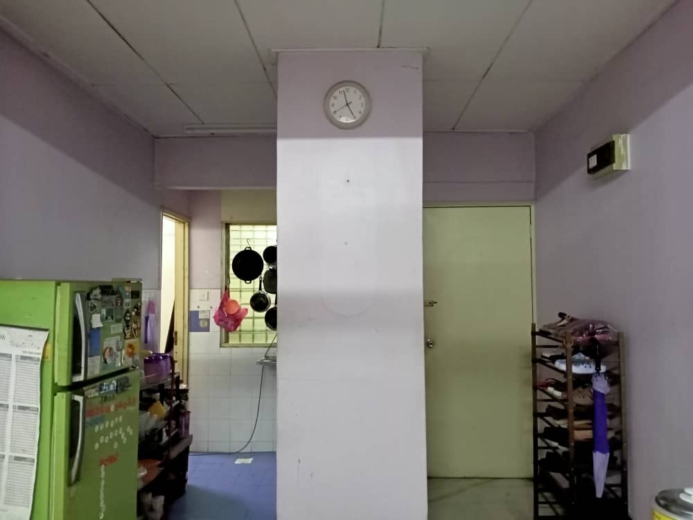 Flat Pkns Seksyen 7 Shah Alam Level 5 - photo 6