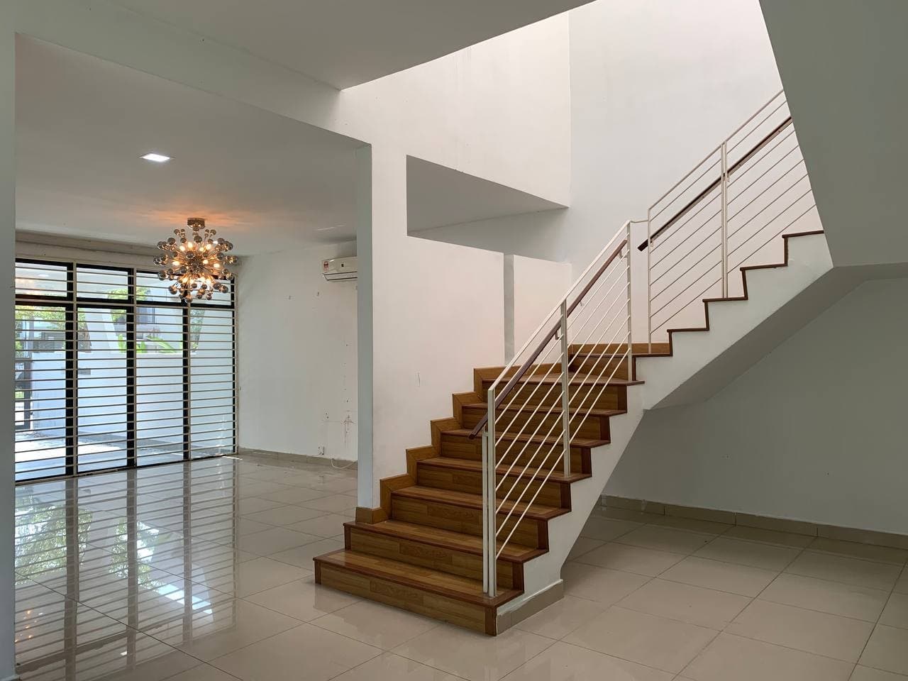 Double Storey Jln Novelis U1 Glenmarie Corner Lot - photo 3