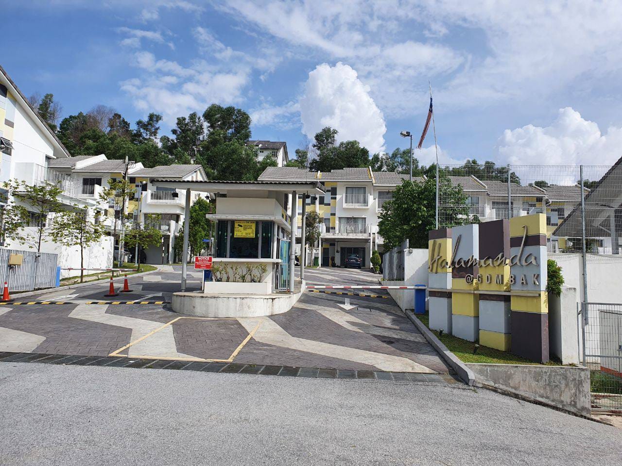 3 Storey House Halamanda Gombak Fully Renovated