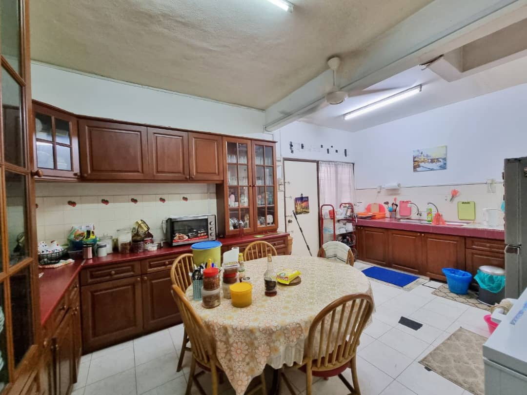 2 Storey Semi-D Taman Tun Dr Ismail KL - photo 5