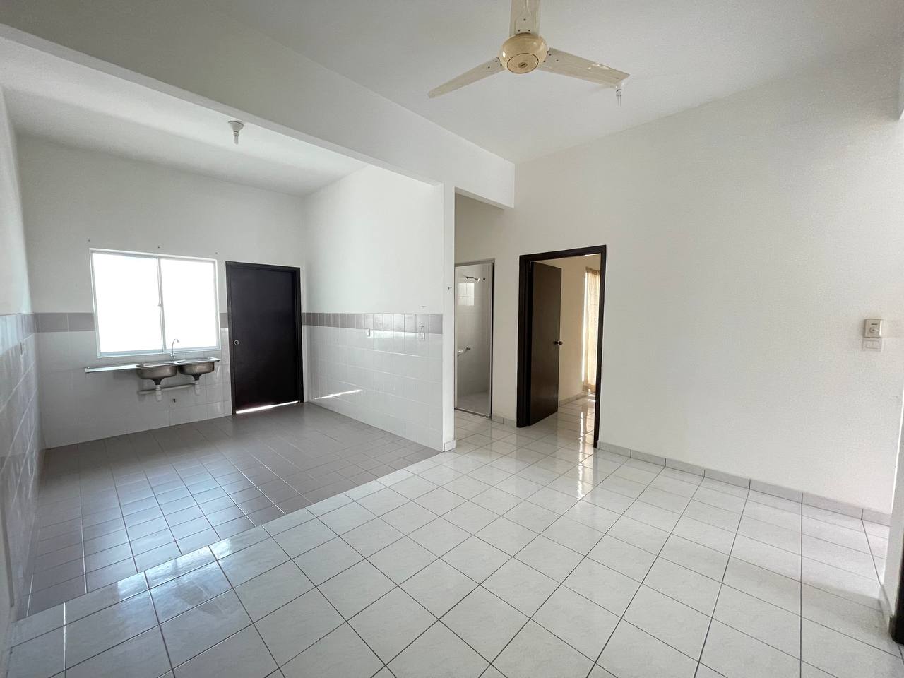 Townhouse Tropika 2 Kajang  Nearby Ukm 1st Floor - photo 4