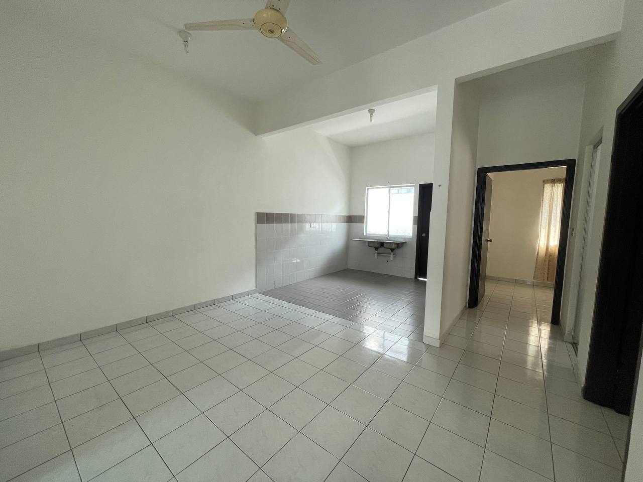 Townhouse Tropika 2 Kajang  Nearby Ukm 1st Floor - photo 5
