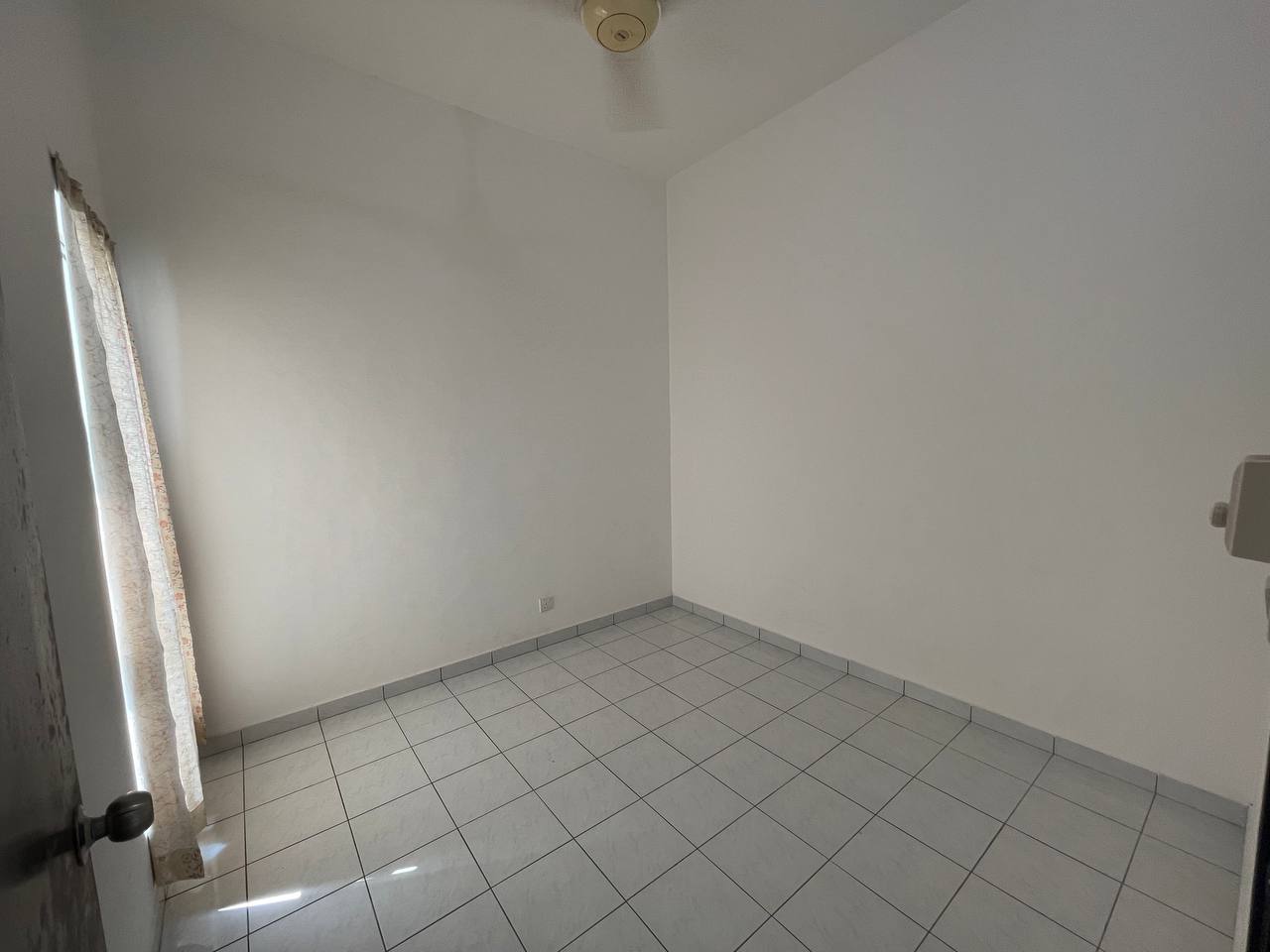 Townhouse Tropika 2 Kajang  Nearby Ukm 1st Floor - photo 7