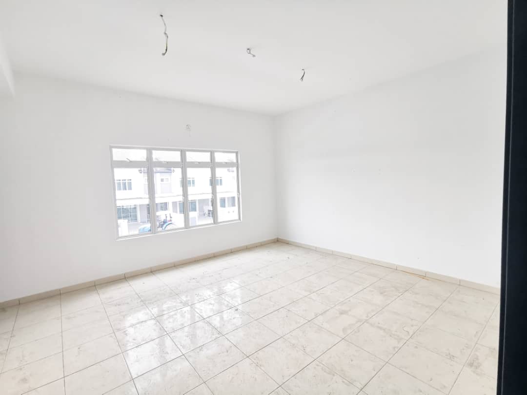 Double Storey Terrace Taman Changgang Jaya - photo 5