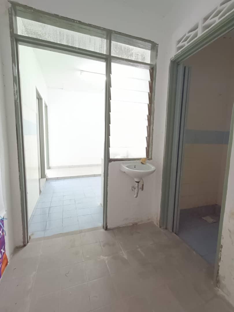 Flat pkns Seksyen 7 Shah Alam Hot demand - photo 9