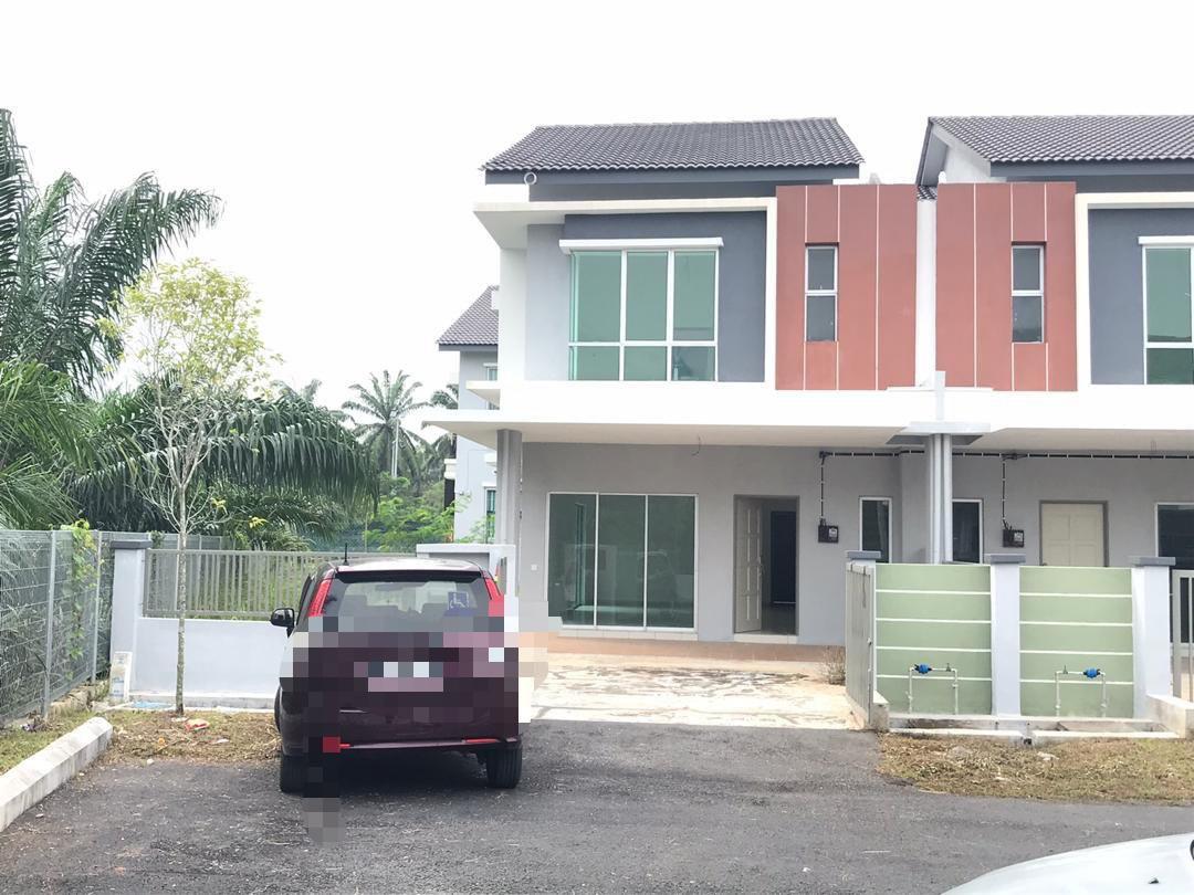 20MIN TO PUTRAJAYA Double Storey Terrace Jenderam