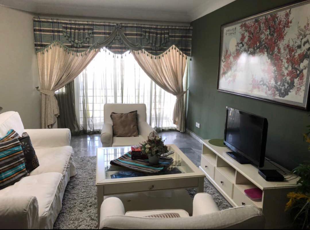 FULLY FURNISHED Endah Villa Condominium, KL