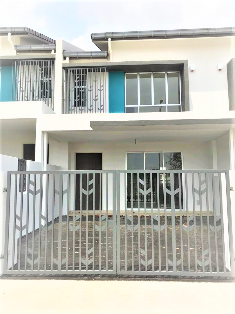 FREEHOLD, BRAND NEW HOUSE Serenia City, Sepang