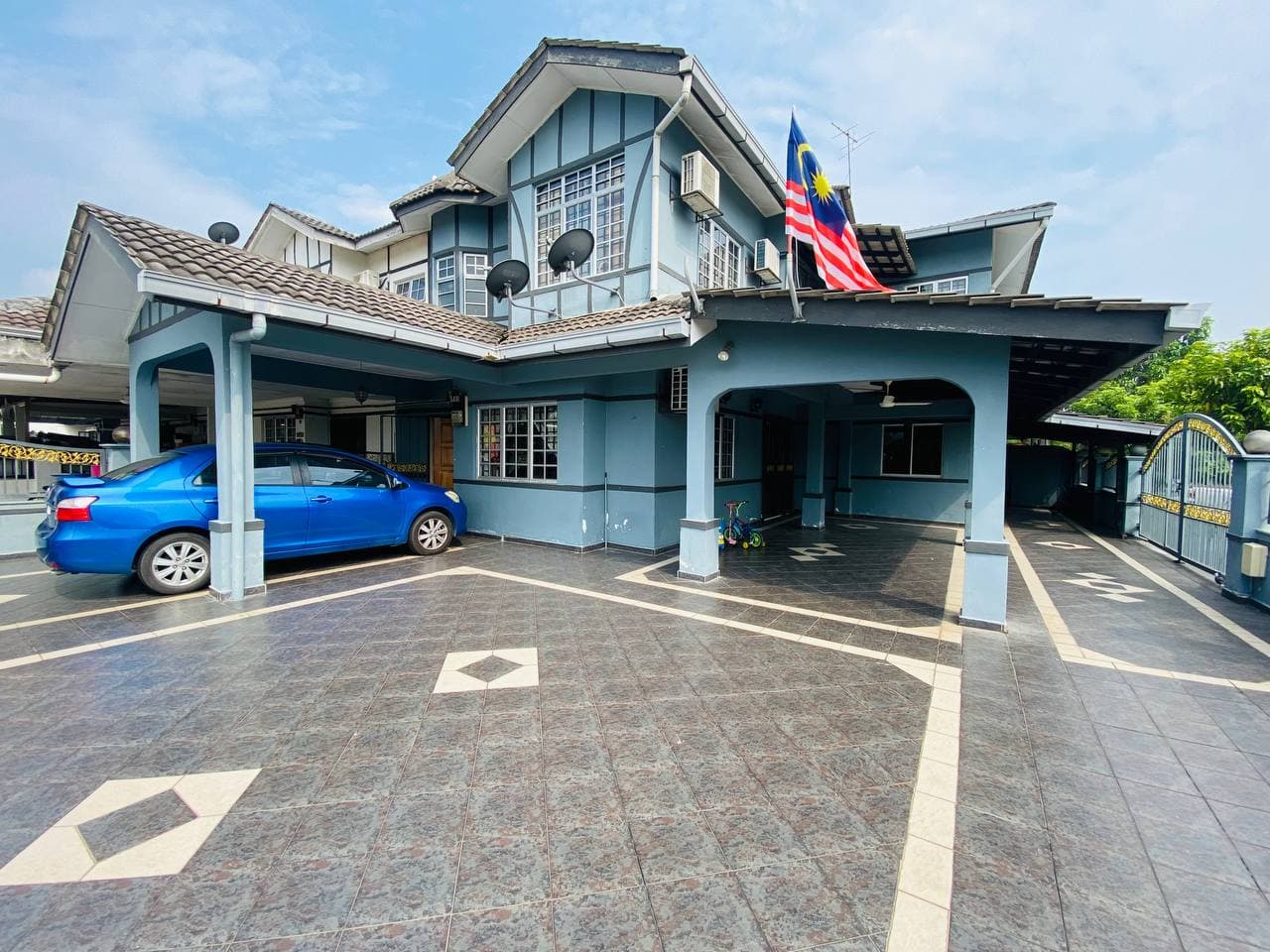 2 STOREY CORNER LOT HOUSE FASA 2 BDR PUNCAK ALAM